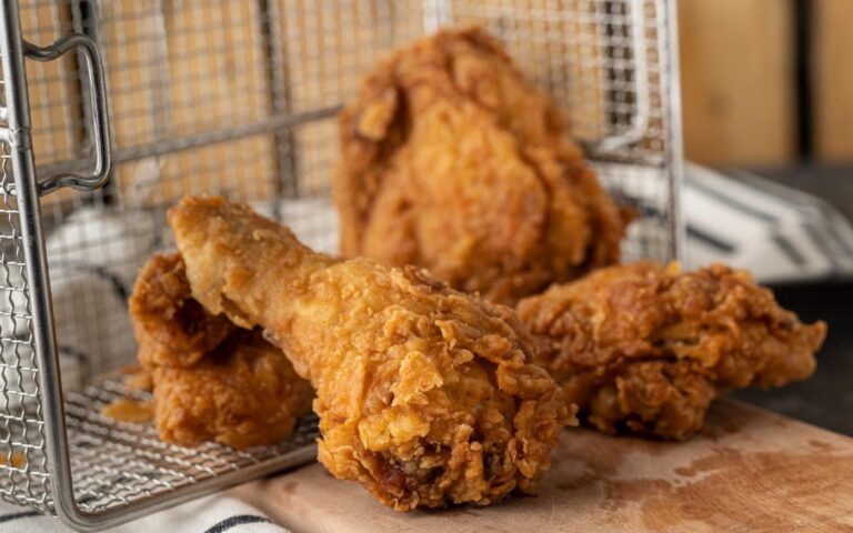 Mockingbird: A Restaurant featuring Chicken and Mocktails